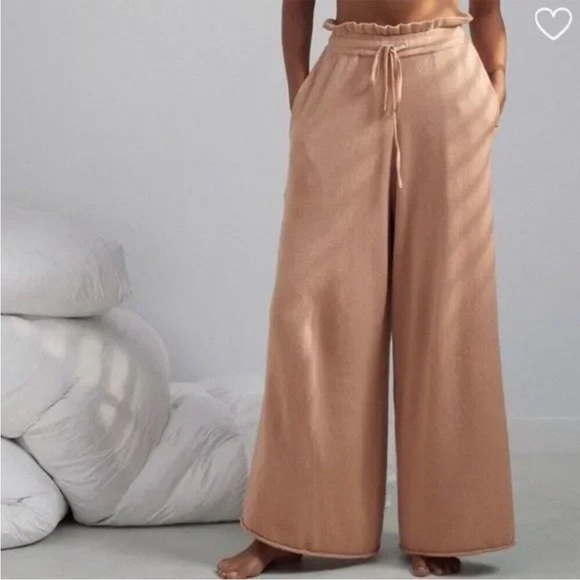 NEW LUNYA M COZY COTTON SILK RELAXED PANT IN NUTMEG - Picture 3 of 7